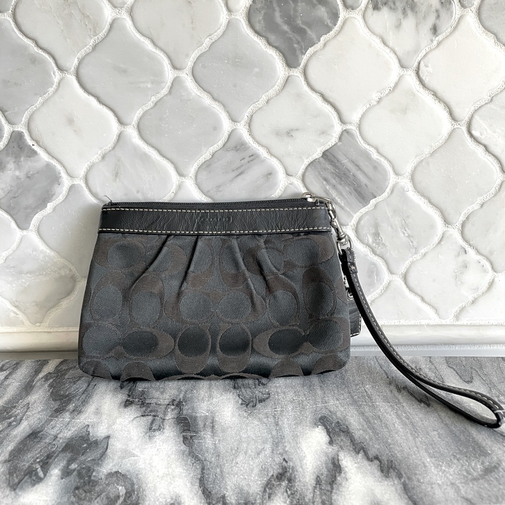 Authentic Coach Wristlet - Black Signature Logo